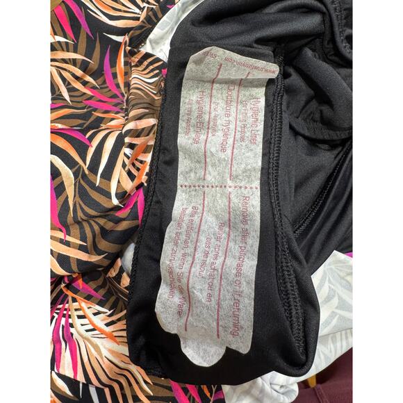 Land's End | NWT Tropical Print High Neck Swim Dress | Size 14W - Picture 11 of 11